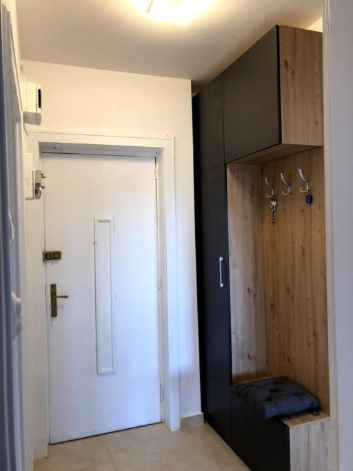 Lovely Studio Bukareszt Zewnętrze zdjęcie